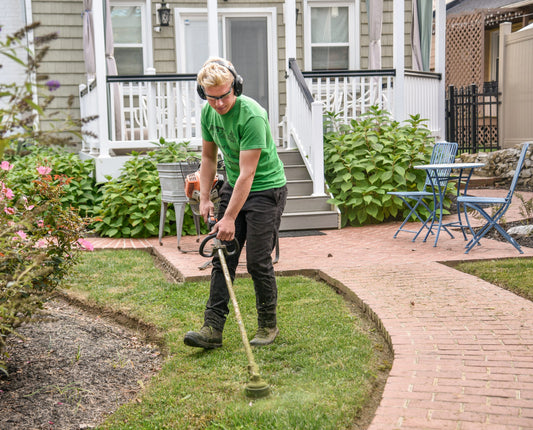 Service-Based Businesses: Earn Without College