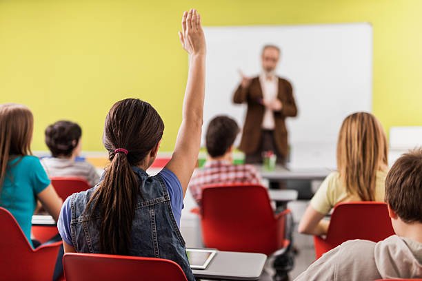 7 Deadly Classroom Struggles that only Teachers Understand (From a Male Perspective)