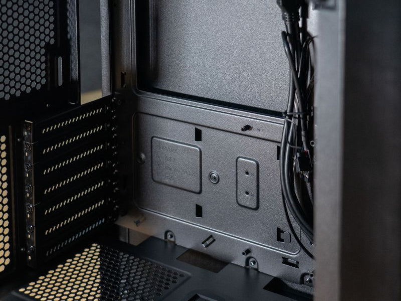 PC Building 101: The Easy Guide to Cable Cleanup